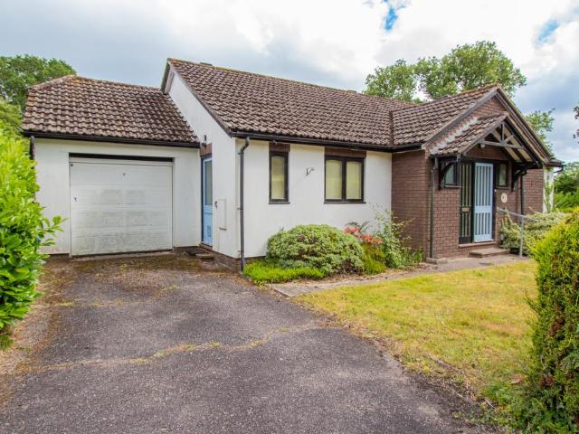 Bungalow for sale in West Hill, Budlake