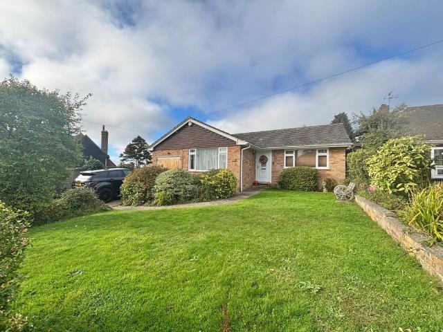 Bungalow for sale in Little Common, Heathlands