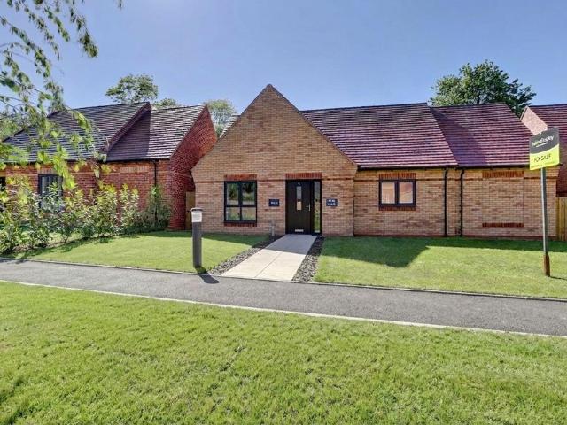 Bungalow for sale in Potters Corner, East Midlands