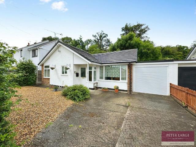 Bungalow for sale in The Roe, St Asaph
