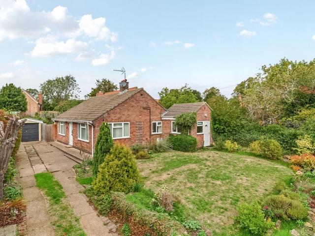 Bungalow for sale in Allington, South Kesteven