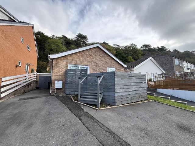 Bungalow for sale in Waun Fawr, Wales