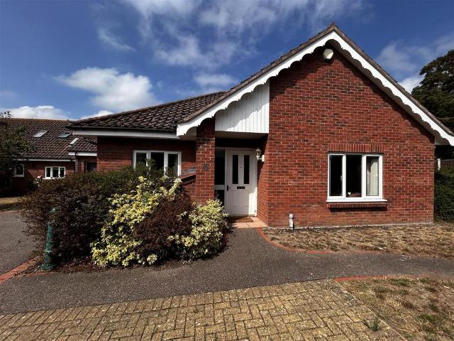 Bungalow for sale in Eastbridge, Suffolk