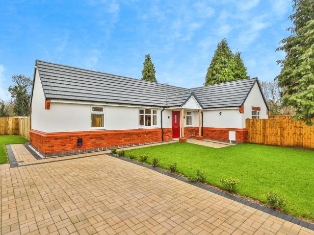 Bungalow for sale in Beauvale, Ashfield