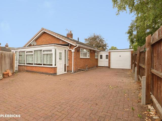 Bungalow for sale in Elmfield, Leicestershire