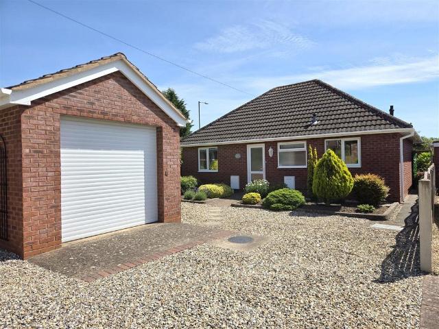 Bungalow for sale in Wilden, Rushock