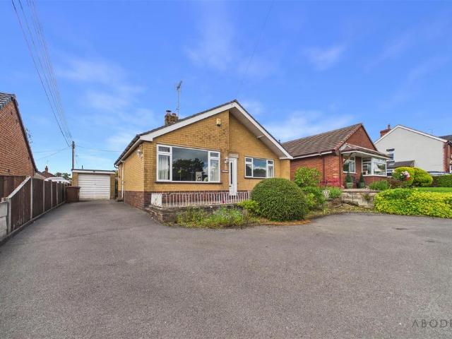 Bungalow for sale in Cheadle, Kingsley Moor