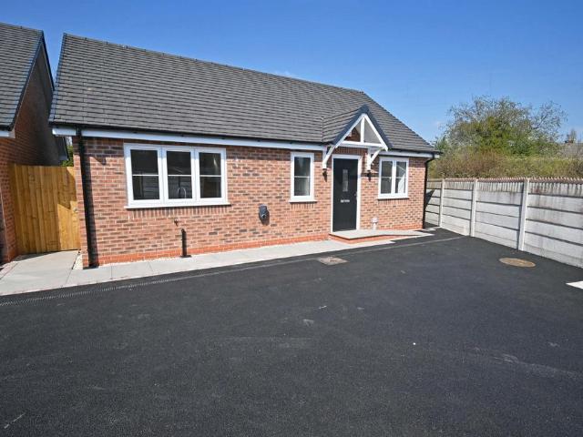 Bungalow for sale in Park Village, West Midlands