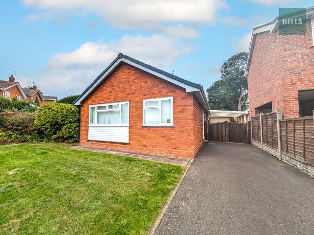 Bungalow for sale in Lower Wick, Worcester