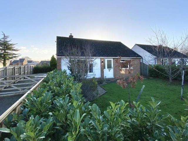 Bungalow for sale in Aiskew