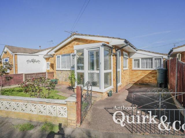 Bungalow for sale in Leigh Beck, Essex