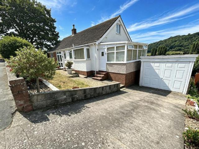 Bungalow for sale in Rhos-on-sea, Wales