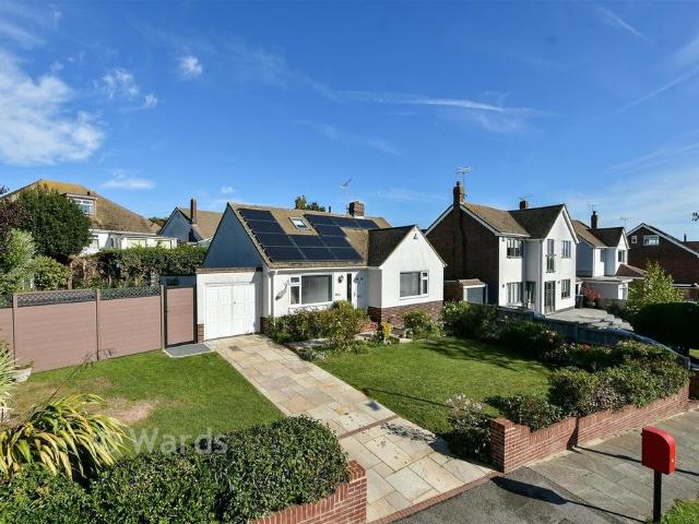 Bungalow for sale in Dumpton Gap, Thanet