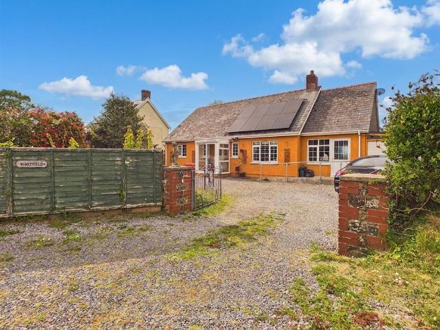 Bungalow for sale in Clarbeston Road, Wales