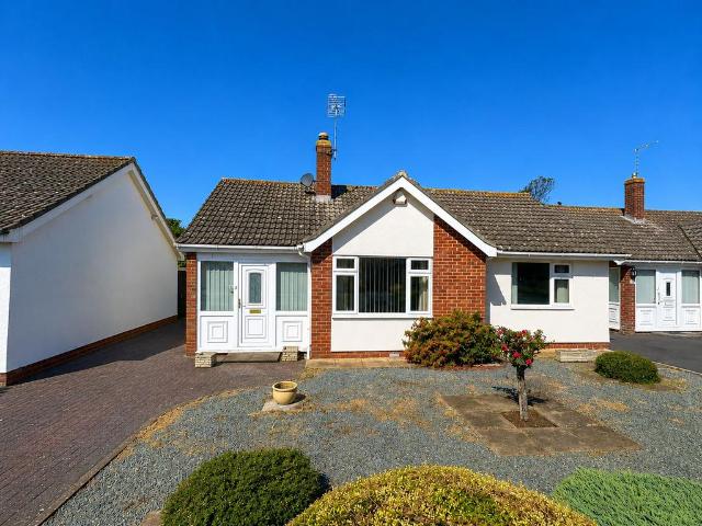 Bungalow for sale in Burnham-on-Sea and Highbridge, Berrow