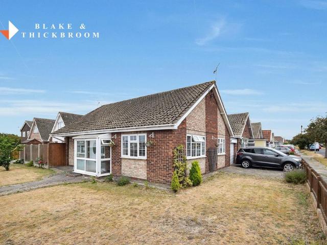 Bungalow for sale in Holland-on-Sea, Dale Hill