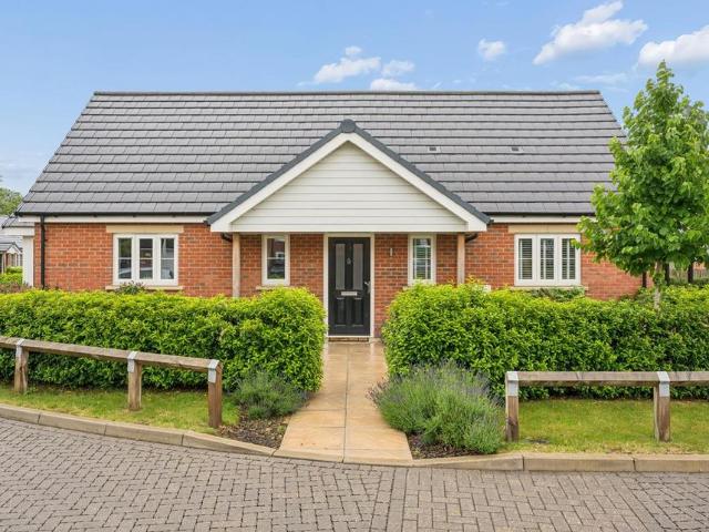 Bungalow for sale in Olney