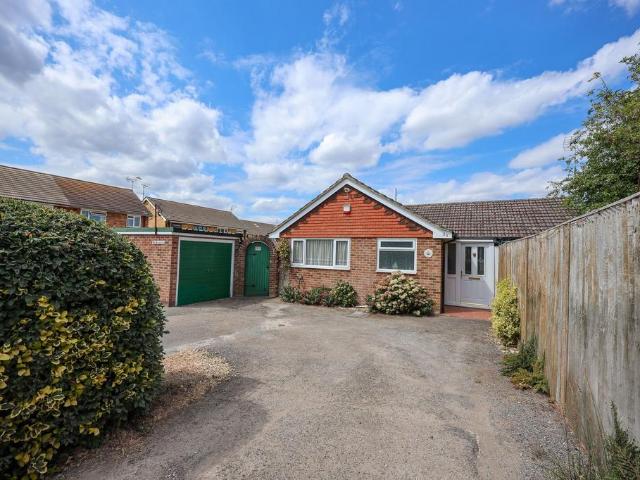 Bungalow for sale in Perryfields, West Sussex
