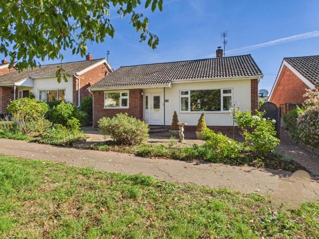 Bungalow for sale in Sudbury, Babergh