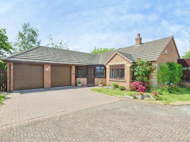 Bungalow for sale in Lichfield, Boley Park