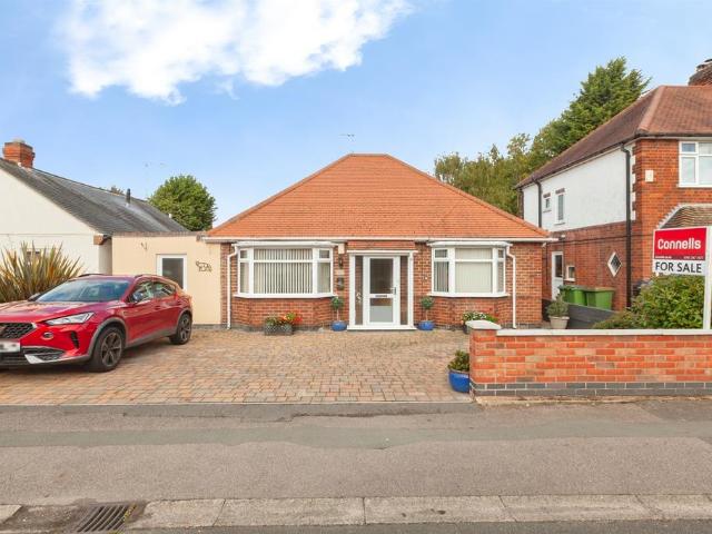 Bungalow for sale in Glen Parva, Blaby