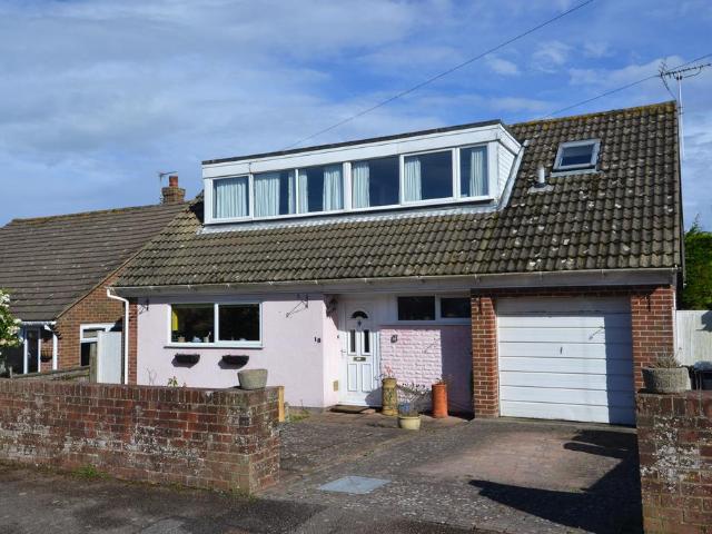 Bungalow for sale in Ash, Kent