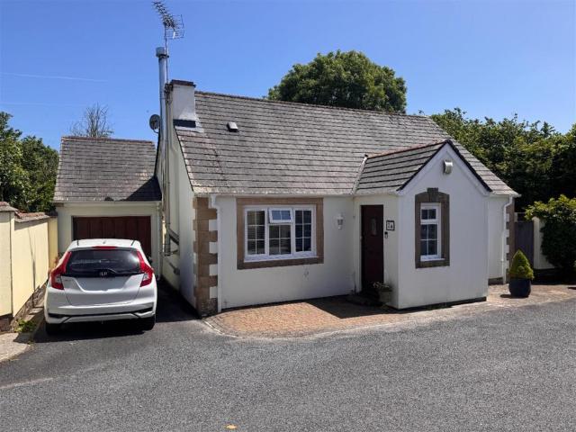 Bungalow for sale in Kentisbury, Devon