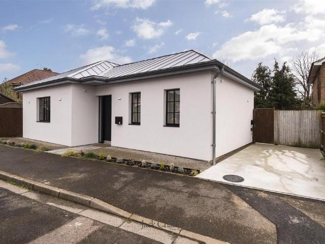 Bungalow for sale in Higham Wood, Bourne Vale