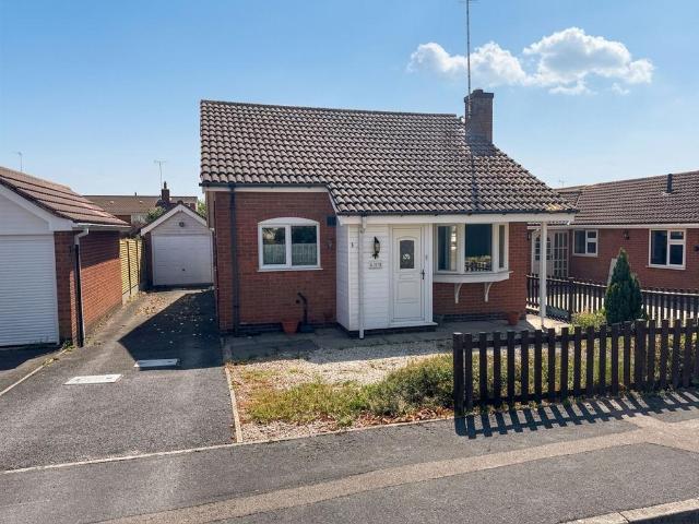 Bungalow for sale in Stanford On Avon, Leicestershire