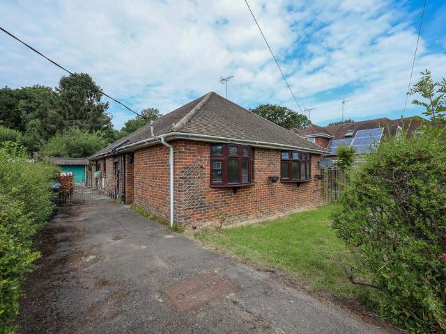 Bungalow for sale in World's End, Perryfields
