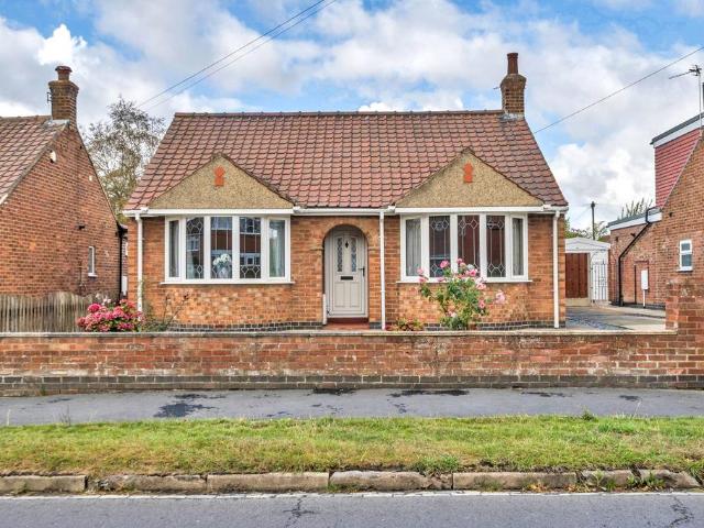 Bungalow for sale in High Field, York