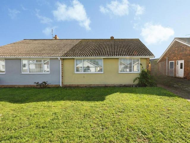 Bungalow for sale in Dymchurch, Folkestone and Hythe