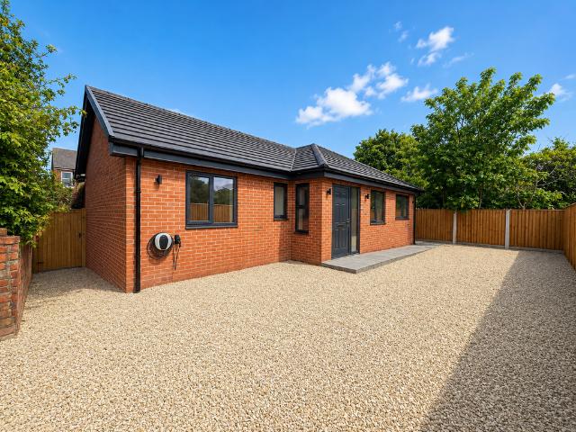 Bungalow for sale in Meols Cop, Southport
