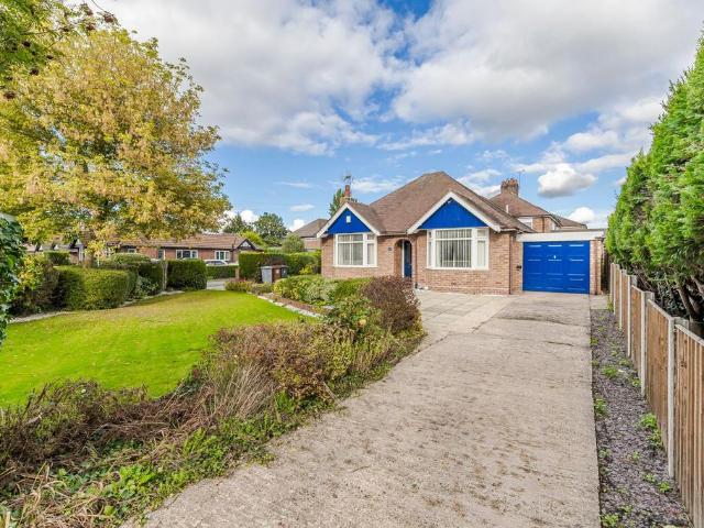 Bungalow for sale in Wistaston