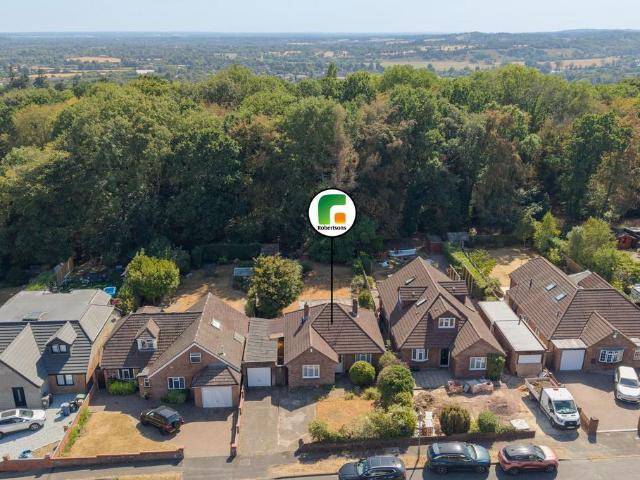 Bungalow for sale in Chepping Wycombe, Bourne End