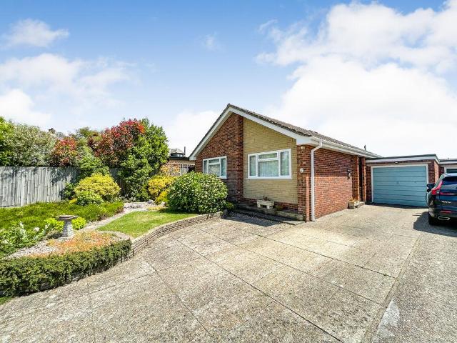 Bungalow for sale in Helford, Hampshire