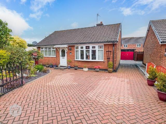 Bungalow for sale in Twiss Green, Warrington