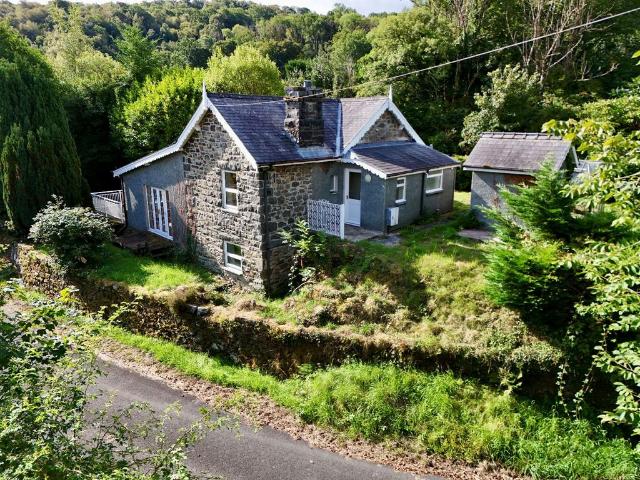 Bungalow for sale in Dolgellau