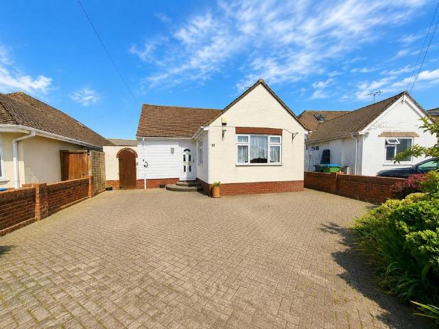 Bungalow for sale in Rustington, Clapham