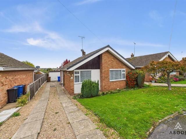 Bungalow for sale in Winshill, Beamhurst
