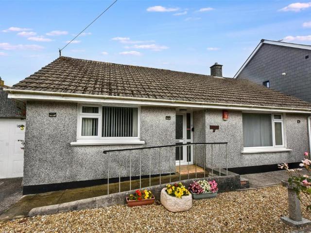 Bungalow for sale in Stennack, Roseworthy
