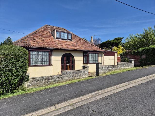 Bungalow for sale in Weston-super-mare, North Somerset