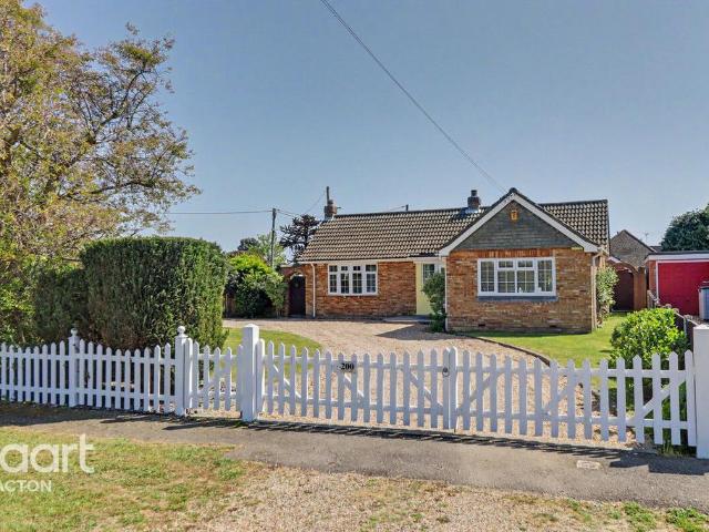 Bungalow for sale in Dale Hill, Essex