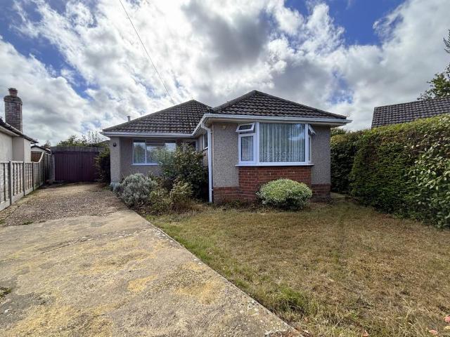Bungalow for sale in Talbot Village, Bournemouth