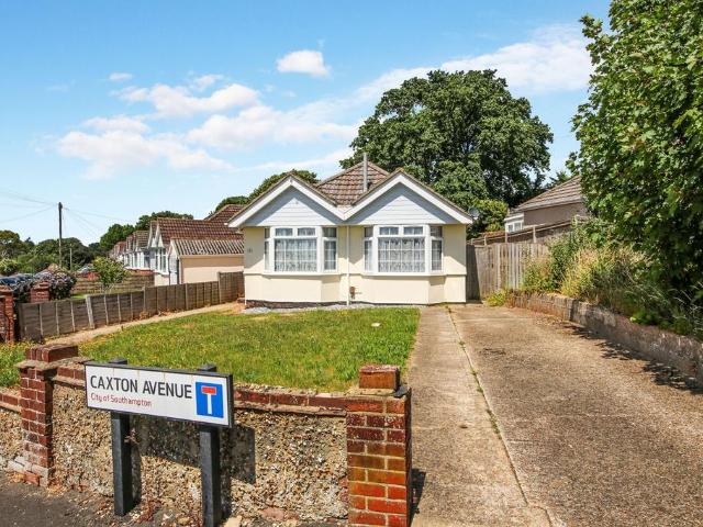 Bungalow for sale in Sholing Common, City Of Southampton