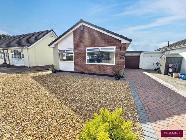 Bungalow for sale in St Asaph, Wales