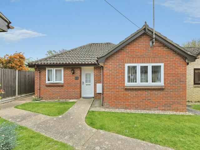 Bungalow for sale in Crostwick, Norfolk