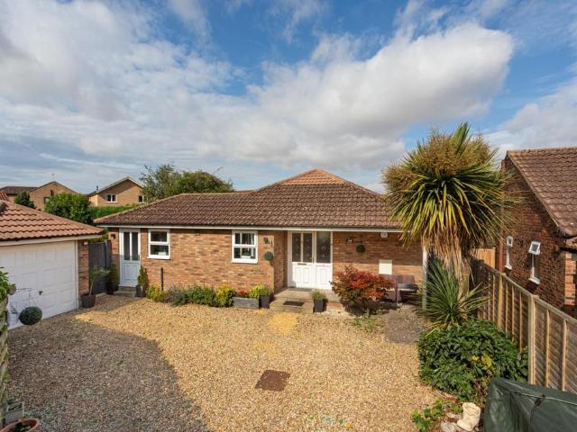 Bungalow for sale in Copmanthorpe, York