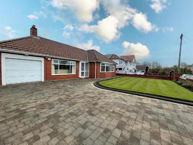 Bungalow for sale in Westhoughton