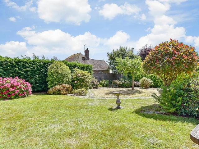 Bungalow for sale in Punnett's Town, Cross In Hand